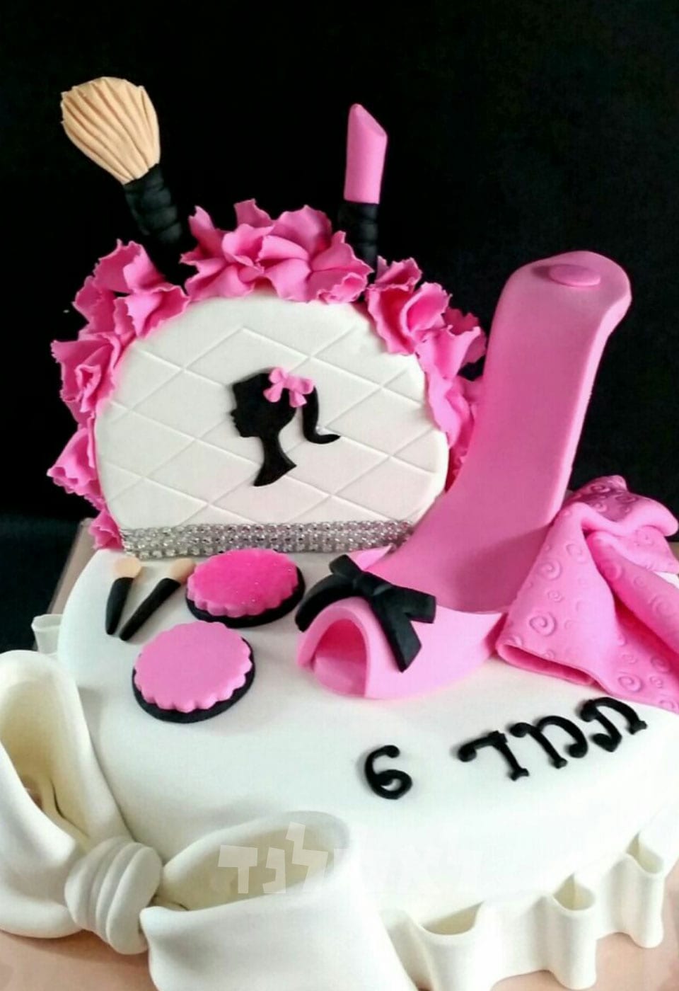 עוגת יום הולדת לאלילנד